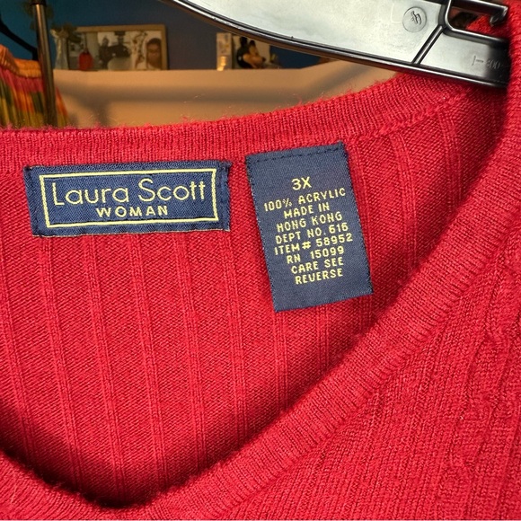Laura Scott size 3X Red Knit V-Neck Top - Picture 2 of 4